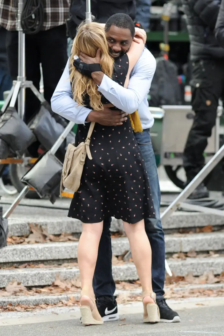 Kate Winslet kisses Idris Elba on set while filming 'The Mountain Between Us' in Vancouver, Canada