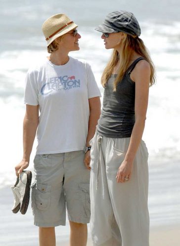 Ellen DeGeneres and Portia de Rossi both wore hats on the beach in Malibu
