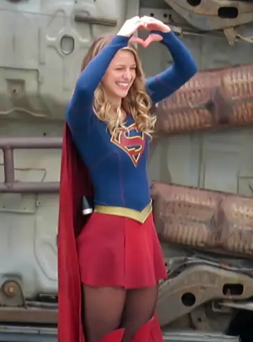 Melissa Benoist Supergirl Filming Vancouver Canada © Atlantic Images