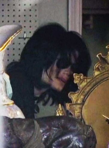 Michael Jackson Before Death Antique Shopping Melrose Avenue Los Angeles © Atlantic Images