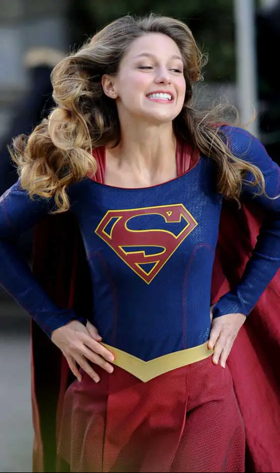 What Divorce? Melissa Benoist Looked Overjoyed Leaping Around The Supergirl  Set ?‍♀️ • Celebrity WotNot