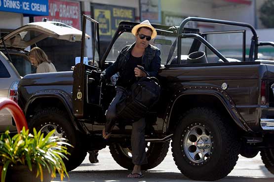 Jeremy Piven Yoga Ford Bronco