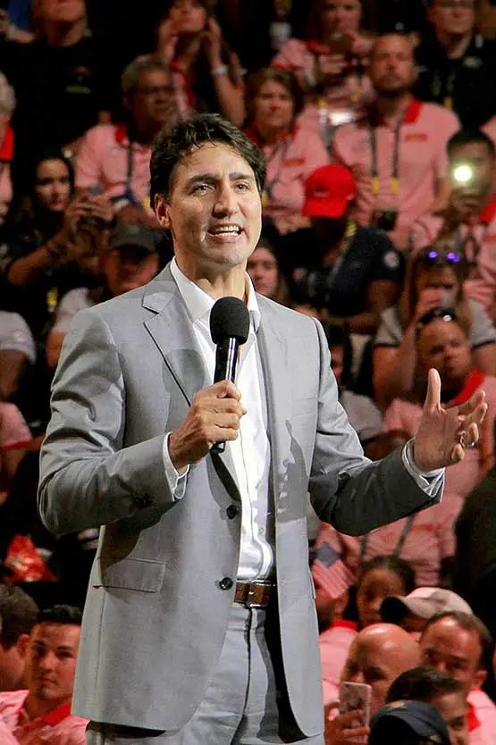 Justin Trudeau gives a speech during the 2017 Invictus Games opening ceremony in Toronto, Canada