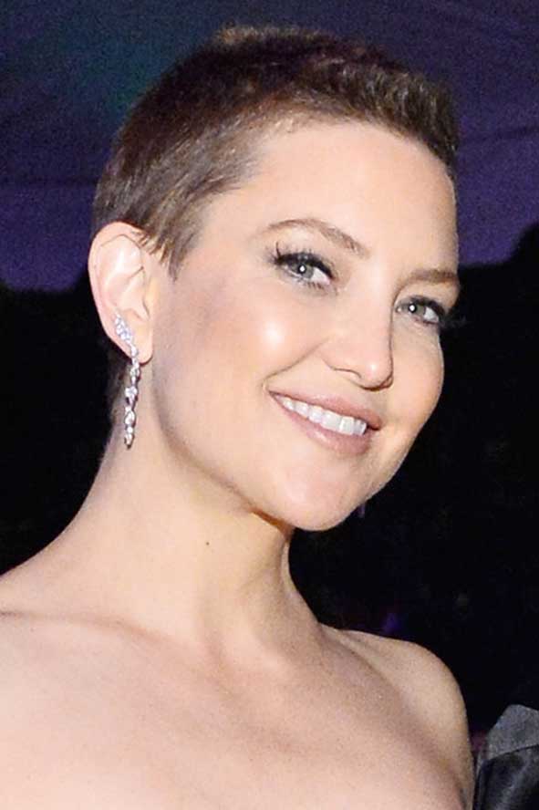 Kate Hudson Short Hair David Koma Dress APM Monaco Earrings John Hardy Jewelry