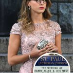 Supergirl Melissa Benoist Flash Wedding Crossover Barry Allen Iris West Pink Lace See Through Dress Season 4 Glasses Lipstick