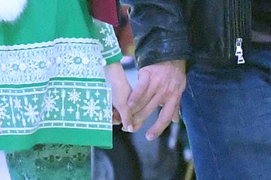 Anna Kendrick held hands with boyfriend Ben Richardson