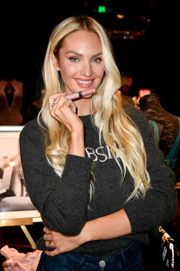 Candice Swanpoel poses at the Victoria's Secret Store At Lippo Plaza Appearance at Victoria's Secret on November 18, 2017 in Shanghai, China