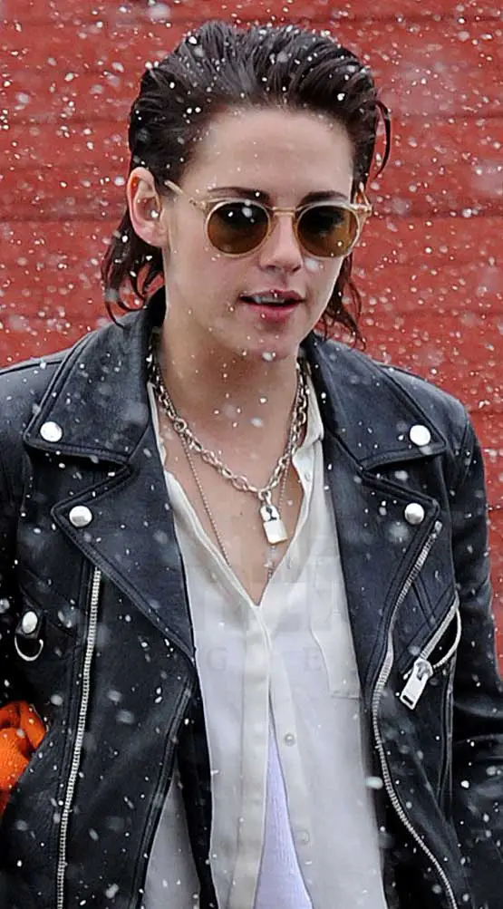 Kristen Stewart Stomach Snow Fashion Leather Jacket Adidas Sneakers Jillian Dempsey Punk Lock Necklace Sundance Film Festival