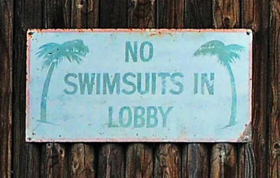 No Swimsuits in Lobby Carie Fisher Debbie Reynolds Billie Lourd Los Angles Home Estate with funny signs