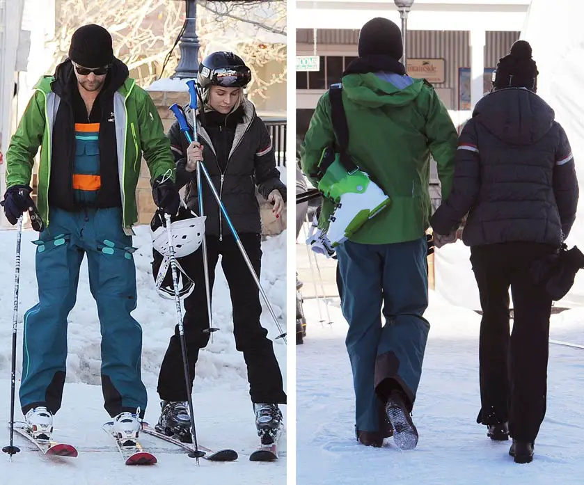Diane Kruger Joshua Jackson Couple Skiing Holding Hands
