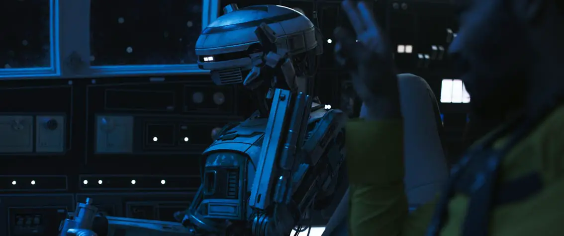Solo: A Star Wars Story Stills Phoebe Waller Bridge is L3-37 saluting in this still from 'Solo: A Star Wars Story'
