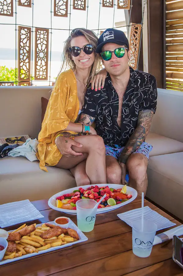 Audrina Patridge and Ryan Cabrera had their arms over each other as they cosied up in Cabo - Photos courtesy of Cabo Pictures