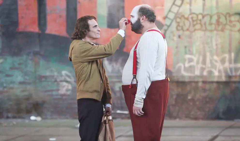 Joaquin Phoenix is The Joker in these first behind the scenes pictures! © The Mega Agency