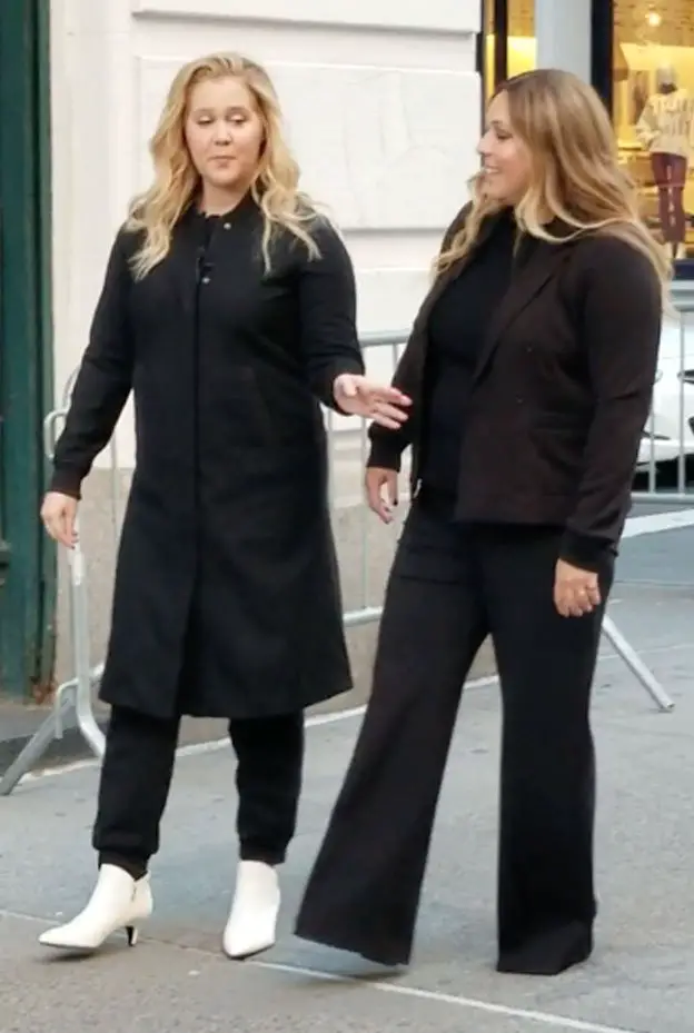 Amy Schumer and stylist Leesa Evans film a commercial and are set to launch their own clothing line © The Mega Agency