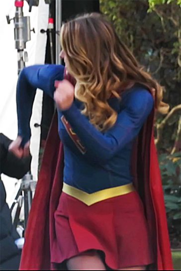 Melissa benoist hot supergirl