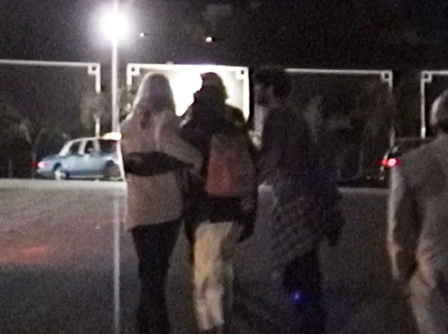 Arm in Arm! Brad Pitt and Jitka Pohlodek had their arms round each other in Hollywood, Los Angeles
