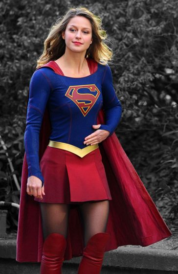 Melissa Benoist looked stunning in her Supergirl costume with a hand on her hip - More FREE Celebrity Images on www.CelebrityWotNot.photos