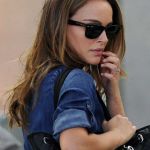 Natalie Portman is set to star in The Death And Life Of John F. Donovan with Kit Harrington in the lead role © Atlantic Images Natalie Portman Ray-ban Wayfarers Denim Top Wedding Ring Dior Handbag